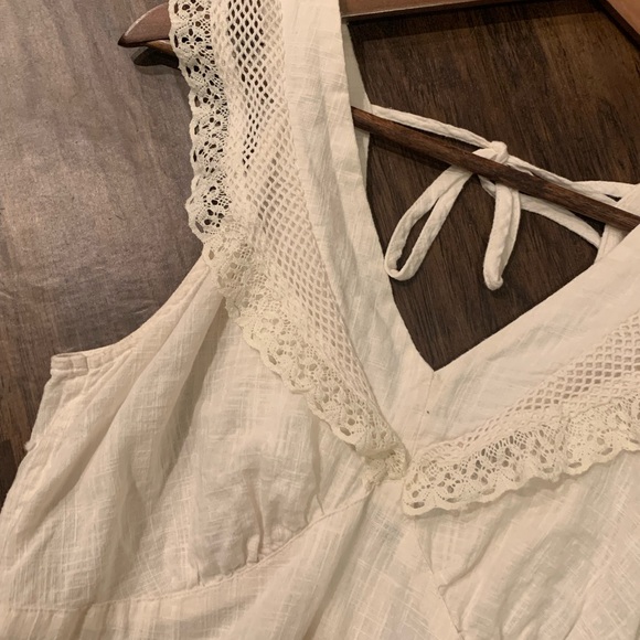 Old navy Cream Lace Trim Women's Top size medium - Picture 2 of 5